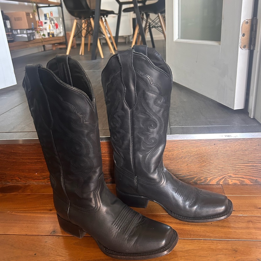 Black Leather Cowboy Boots